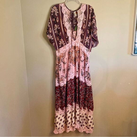 NEW FARM Rio Glam Tapestry Burgundy Lace Short Sleeve Maxi Dress Floral Pink XL - Picture 6 of 16
